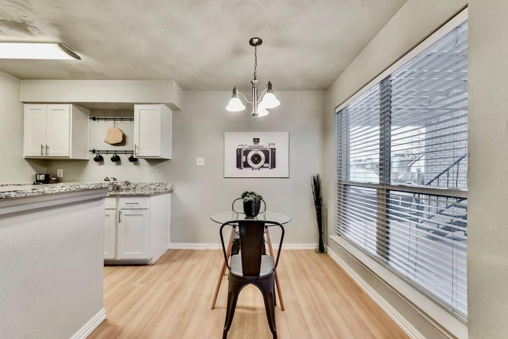 Dallas Boutique Flat + Arboretum Tickets Included Extérieur photo